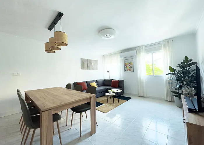 Valencia Homestay Rooms